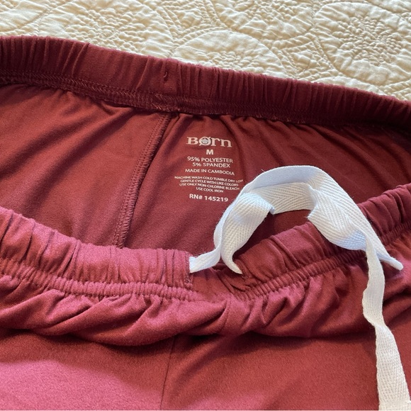 BORN NEW/WITH/TAGS TWO PIECE SLEEPWEAR , BURGUNDY SIZE MEDIUM - Picture 10 of 16